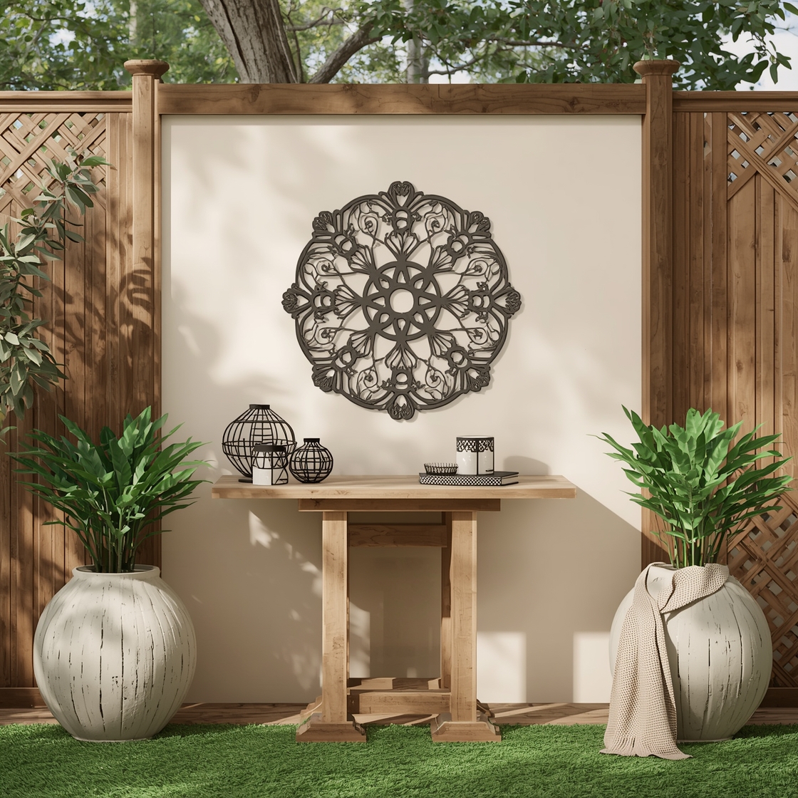 outdoor privacy wall